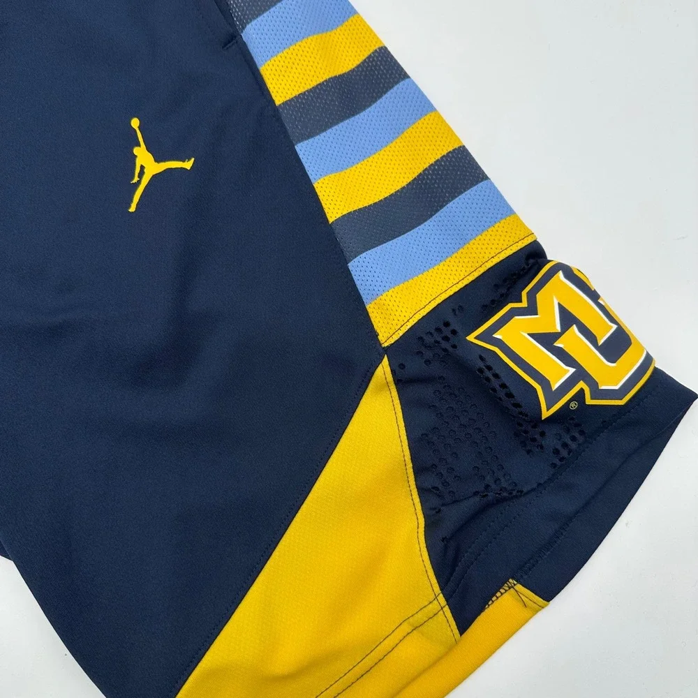 Jordan Marquette Golden Eagles Basketball Shorts Mens Small Navy Blue Yellow MU